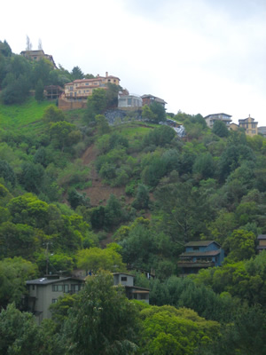 Photo of landslide in California in 2006