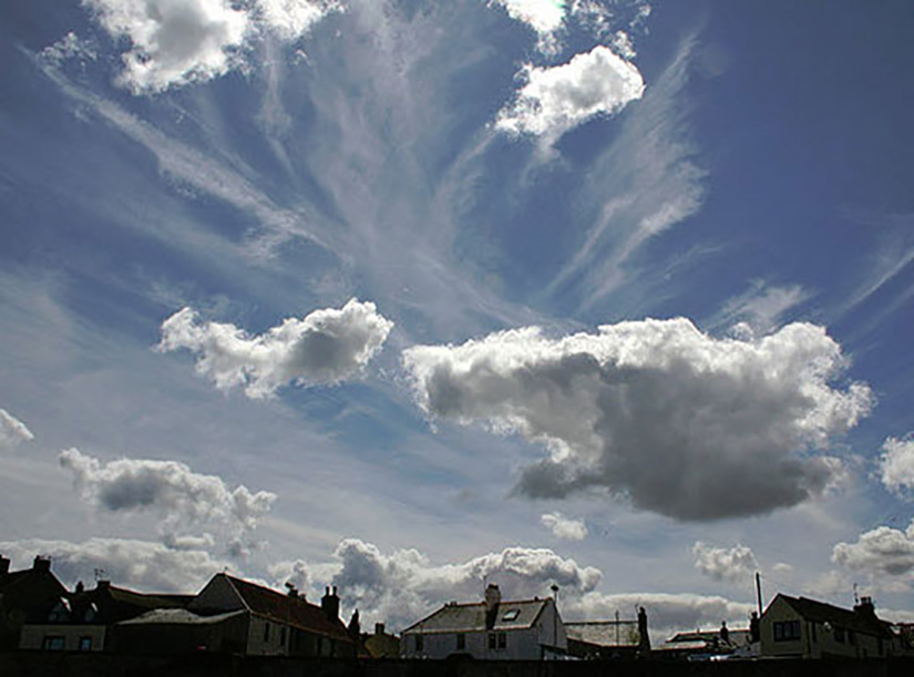 Picture of clouds in the sky.