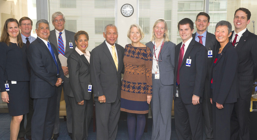 Participants in NASA and Peace Corp taking a group photo.