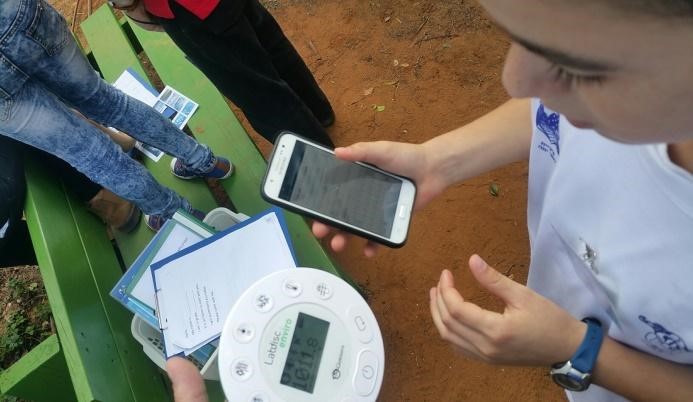 Student with phone