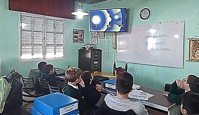 Students of the Private Elementary School Incorporated No. 1345 Nuestra Señora del Carmen in their classroom