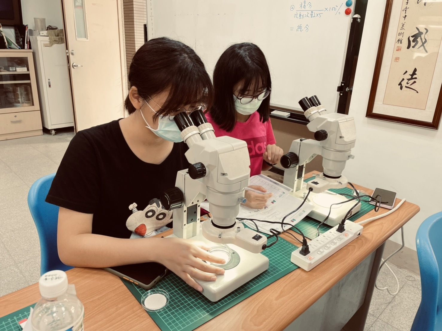 Students in Taiwan investigate the presence of microplastics in rivers