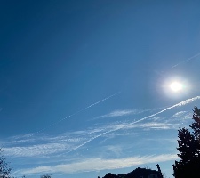 Contrails MI