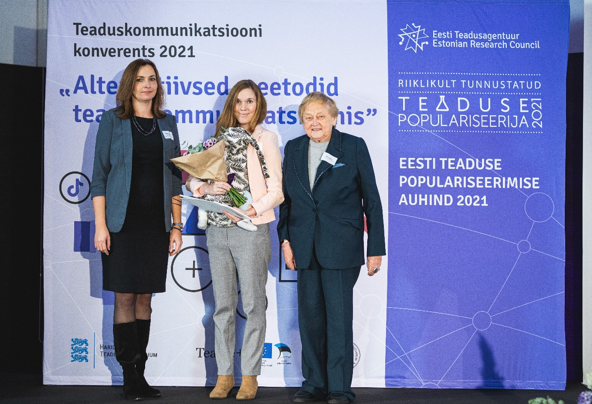 Photo: From Left to Right: Kristi Vinter-Nemvalts, Secretary General, Ministry of Education and Research in Estonia; GLOBE Estonia Country Coordinator Laura Altin and Karl Martin (in baby carrier); and Ene Ergma (Estonia. Academy of Sciences)