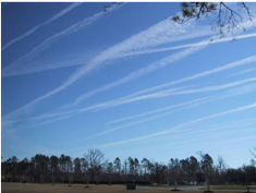 Persistent (non-spreading) contrails