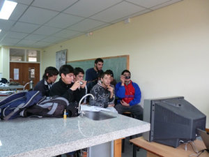 GLOBE alumni in Patagonia, Argentina observe the videoconference