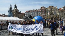 students at the GLOBE games