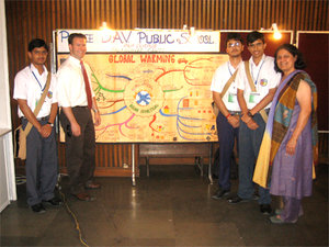  Students from the D.A.V Public School with Dr. Matthew Rogers and Nandini McClurg