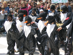children dressed as penguins