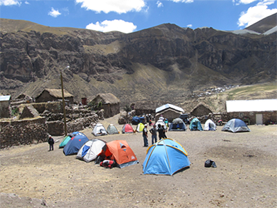Camping in Luripampa near Cotahuasi